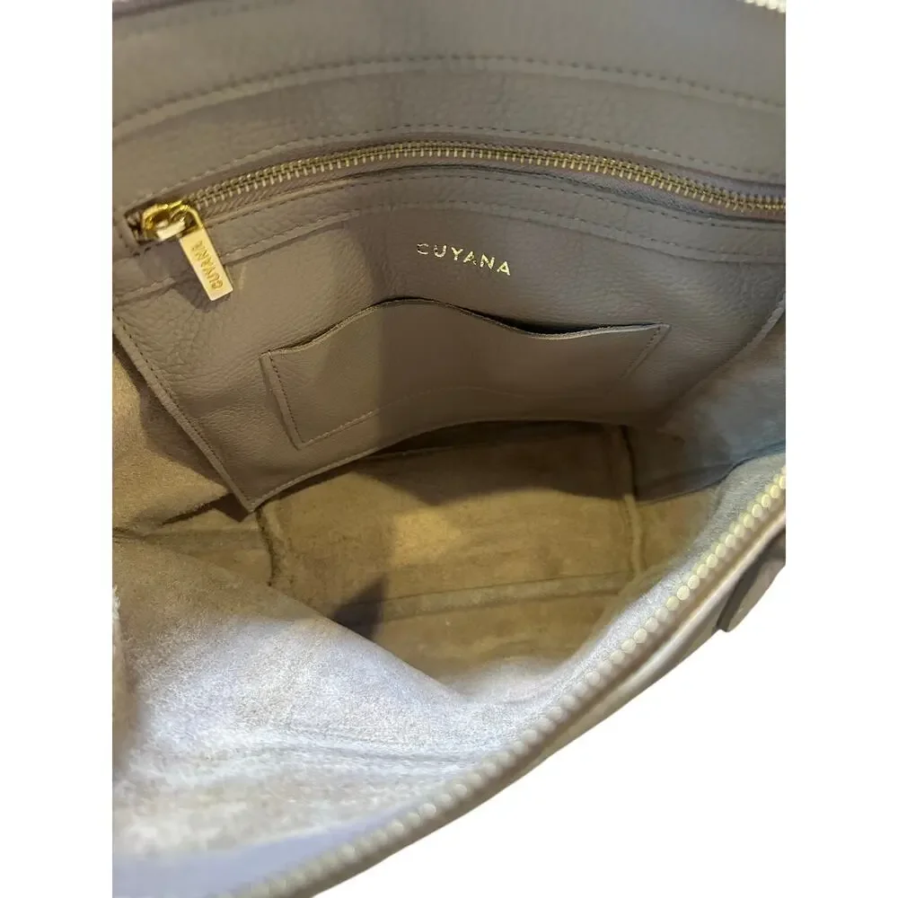 Cuyana Carryall Tote Bag Pebbled Leather Neutral Taupe